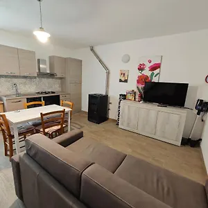 https://santa-teresa-gallura-appartamento-centro-storico.in-sardinia.net